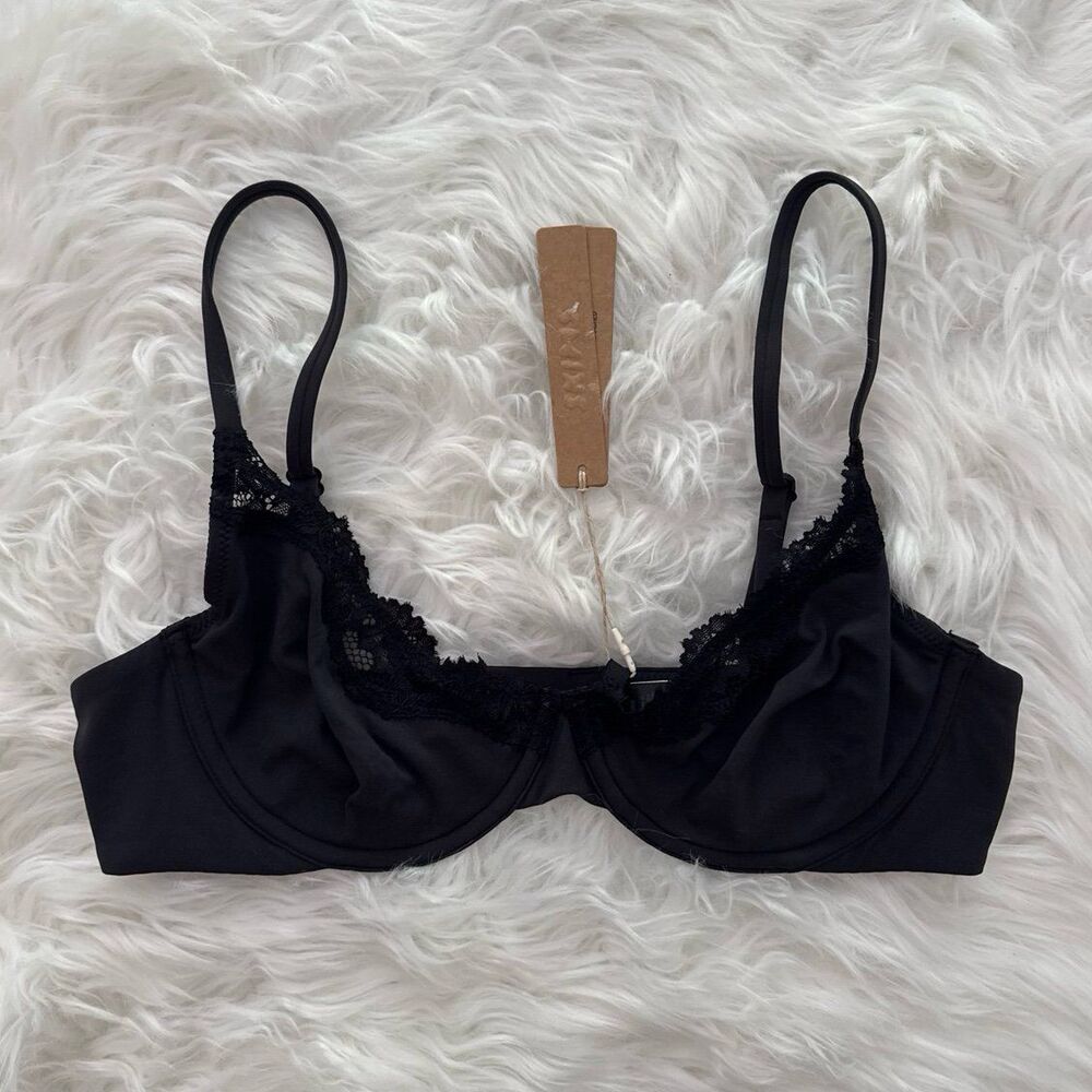 Skims Fits Everybody Lace Demi Underwire Bra Onyx Size 36B